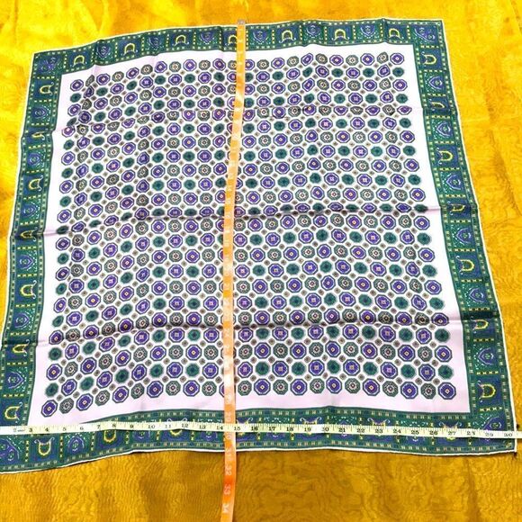 VTG MULTICOLOR SCARF - Picture 4 of 7